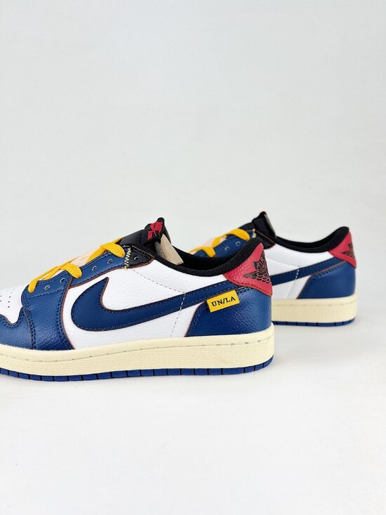 Nike Air Jordan 1 Retro Low OG main image 9